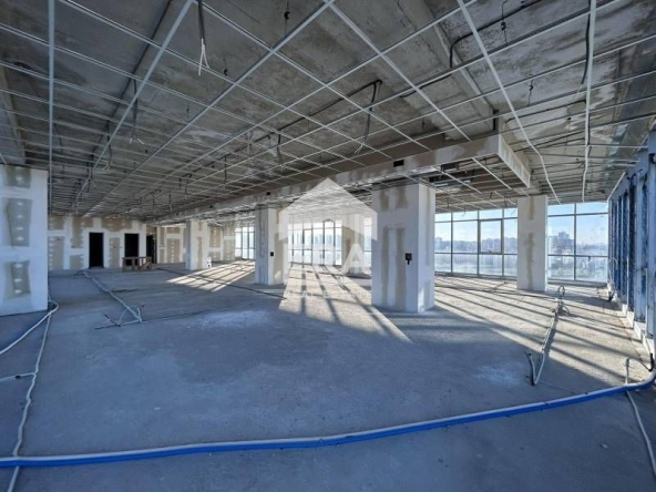 Офис в София, Люлин 8 - 557 кв.м за 1401 €/кв.м - Снимка #1