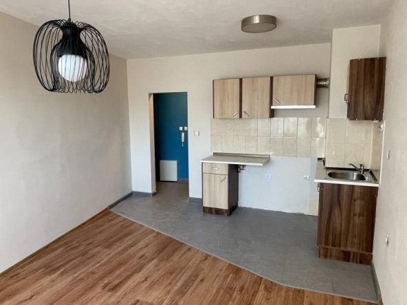 Дава се под наем Едностаен апартамент в София, Подуяне - 38 кв.м за 330 € - Снимка #1