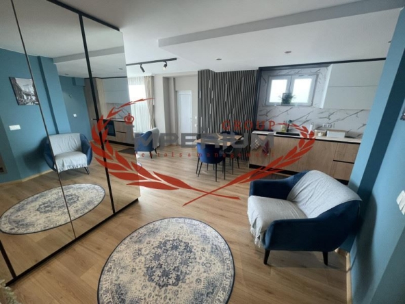 Дава се под наем Едностаен апартамент в Варна, Бриз - 80 кв.м за 612 € - Снимка #1