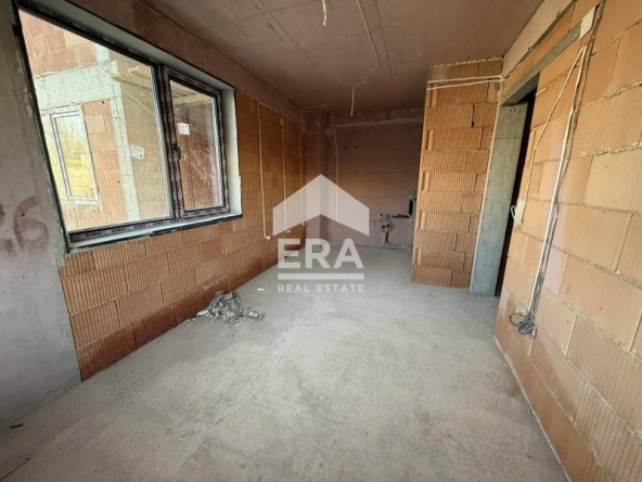 Тристаен апартамент в Варна, Владислав Варненчик - 75 кв.м за 1174 €/кв.м - Снимка #1