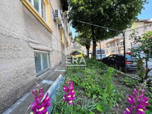 Етаж от къща в Русе, Дружба 2 - 78 кв.м за 1202 €/кв.м - Снимка #1