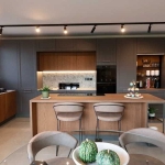 Дава се под наем Двустаен апартамент в София, Център - 65 кв.м за 612 € - Снимка #1