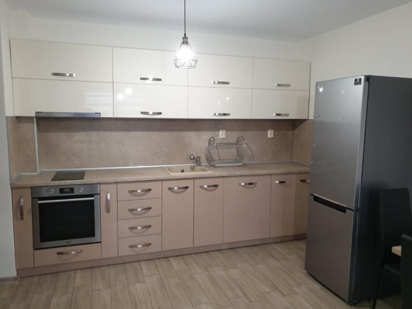 Дава се под наем Двустаен апартамент в Пловдив, Христо Смирненски - 75 кв.м за 375 € - Снимка #1