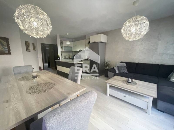 Двустаен апартамент в Варна, Бриз - 85 кв.м за 1965 €/кв.м - Снимка #1