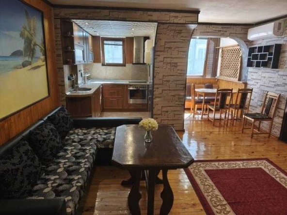 Дава се под наем Едностаен апартамент в Бургас, Възраждане - 67 кв.м за 408 € - Снимка #1