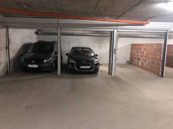 Гараж / Паркомясто в Варна, Център - 22 кв.м за 1273 €/кв.м - Снимка #1