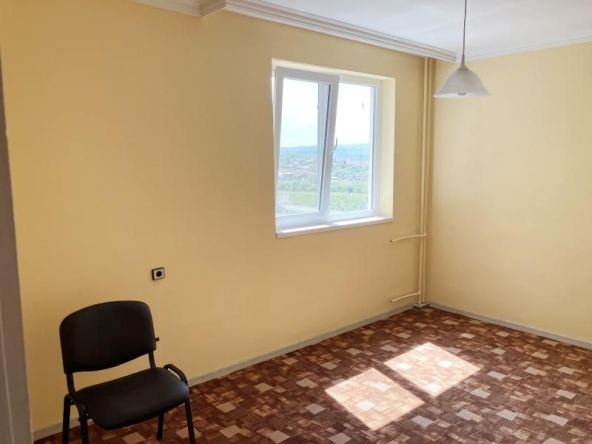 Дава се под наем Двустаен апартамент в София, Люлин 3 - 65 кв.м за 399 € - Снимка #1