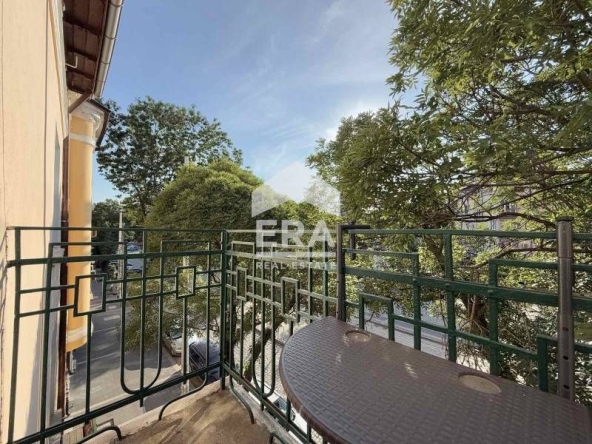 Тристаен апартамент в София, Център - 97 кв.м за 2269 €/кв.м - Снимка #1