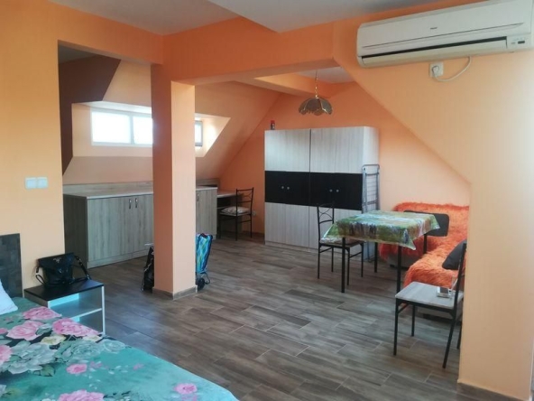 Дава се под наем Едностаен апартамент в Бургас, Възраждане - 52 кв.м за 280.5 € - Снимка #1