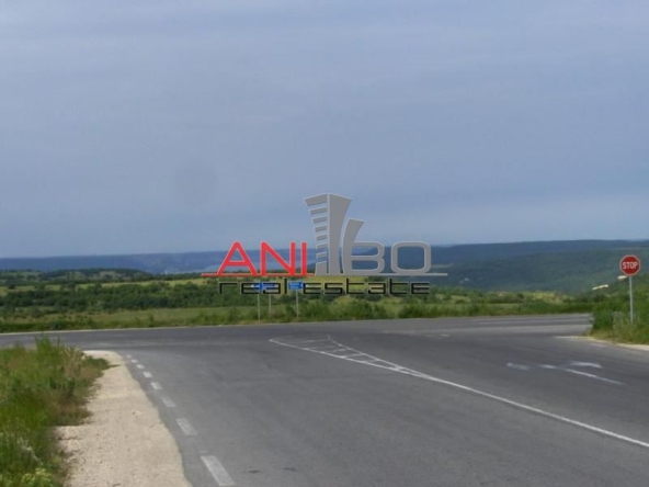 Парцел в с. Кичево, Област Варна - 1200 кв.м за 87 €/кв.м - Снимка #1