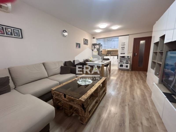 Тристаен апартамент в Варна, Възраждане 1 - 97 кв.м за 2123 €/кв.м - Снимка #1