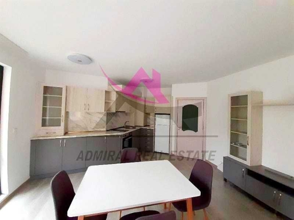 Дава се под наем Тристаен апартамент в Варна, Център - 100 кв.м за 750 € - Снимка #1