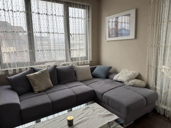 Дава се под наем Тристаен апартамент в София, Малинова долина - 93 кв.м за 820 € - Снимка #1