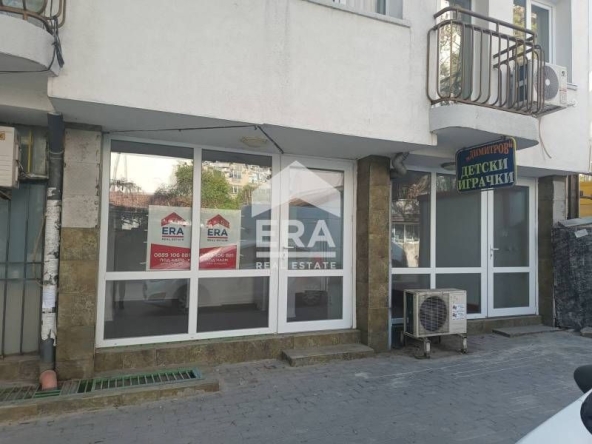 Дава се под наем Магазин в Варна, Колхозен пазар - 55 кв.м за 459 € - Снимка #1