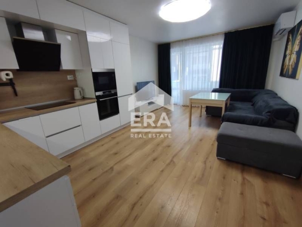 Тристаен апартамент в Варна, Трошево - 83 кв.м за 2531 €/кв.м - Снимка #1