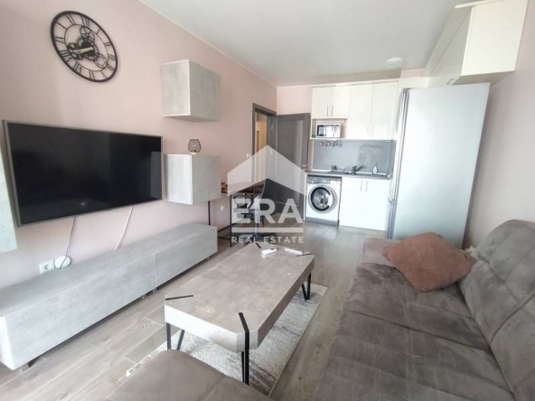 Дава се под наем Двустаен апартамент в Варна, Бриз - 58 кв.м за 563 € - Снимка #1