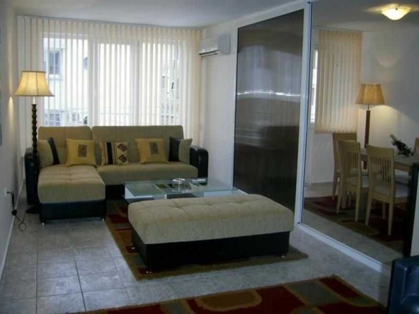 Тристаен апартамент в София, Младост 4 - 95 кв.м за 2032 €/кв.м - Снимка #1