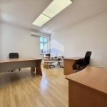 Дава се под наем Офис в София, Център - 92 кв.м за 1656 € - Снимка #1