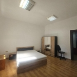 Дава се под наем Двустаен апартамент в Бургас, Център - 55 кв.м за 280.5 € - Снимка #1