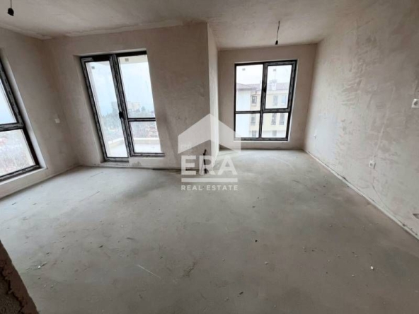 Двустаен апартамент в Варна, Бриз - 66 кв.м за 2500 €/кв.м - Снимка #1