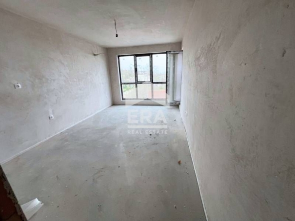 Двустаен апартамент в Варна, Бриз - 61 кв.м за 2541 €/кв.м - Снимка #1