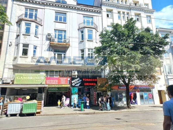 Дава се под наем Офис в София, Център - 15 кв.м за 255 € - Снимка #1