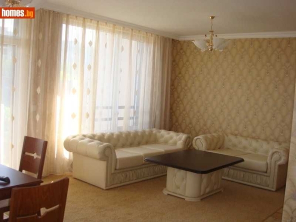 Тристаен апартамент в Пловдив, Кършияка - 117 кв.м за 1800 €/кв.м - Снимка #1