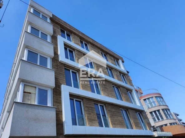 Тристаен апартамент в Русе, Хъшове - 112 кв.м за 1260 €/кв.м - Снимка #1