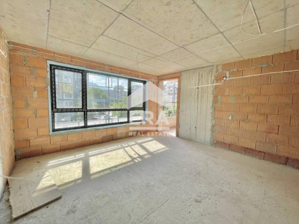 Тристаен апартамент в София, Младост 4 - 100 кв.м за 1750 €/кв.м - Снимка #1