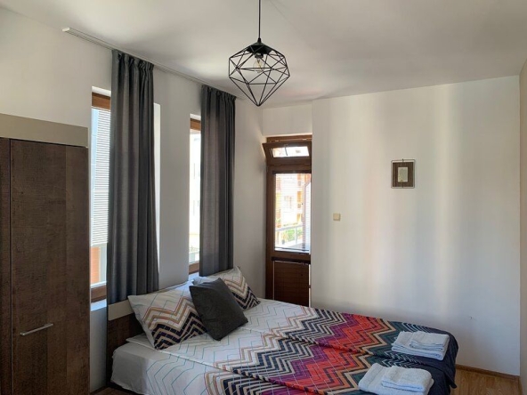 Дава се под наем Едностаен апартамент в Несебър - 55 кв.м за 357 € - Снимка #1