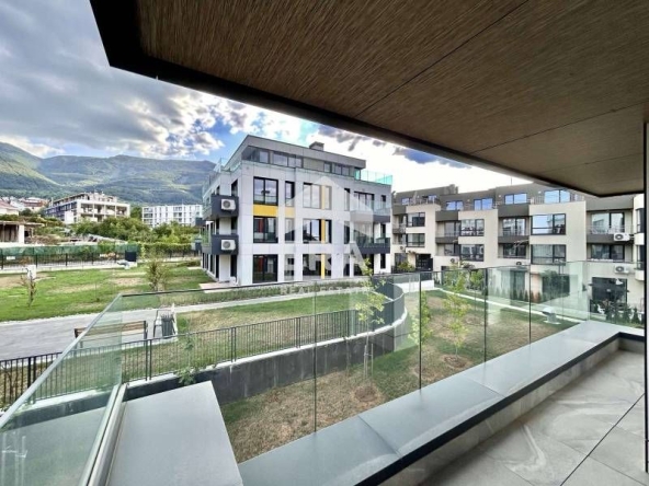 Тристаен апартамент в София, Драгалевци - 112 кв.м за 2411 €/кв.м - Снимка #1