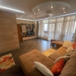 Тристаен апартамент в Бургас, Възраждане - 110 кв.м за 2273 €/кв.м - Снимка #1