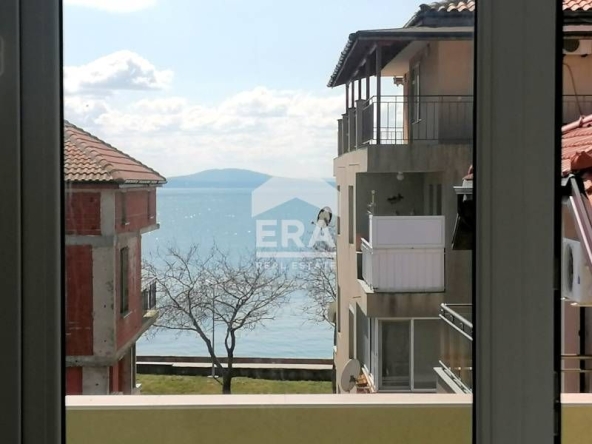 Тристаен апартамент в Поморие - 120 кв.м за 1300 €/кв.м - Снимка #1