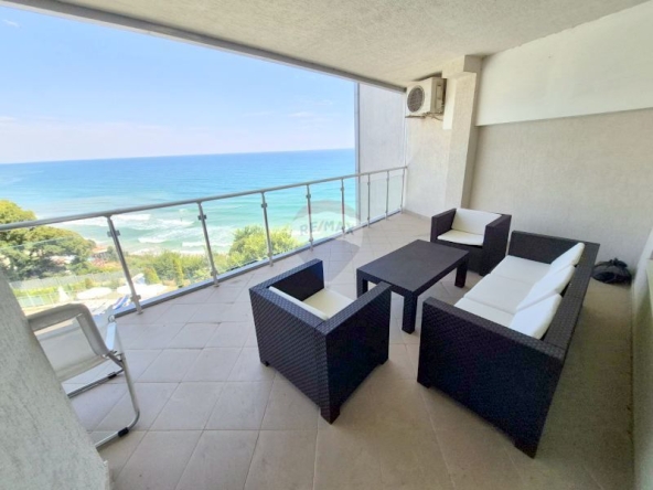 Двустаен апартамент в Бяла - 141 кв.м за 993 €/кв.м - Снимка #1