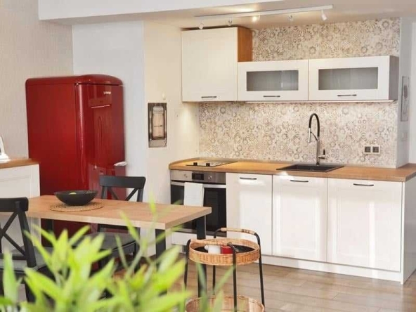 Дава се под наем Едностаен апартамент в София, Надежда 1 - 45 кв.м за 433.5 € - Снимка #1