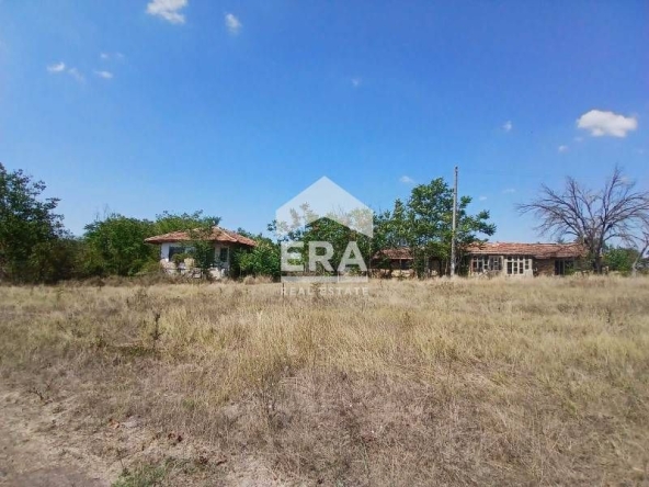 Парцел в Провадия - 47 кв.м за 596 €/кв.м - Снимка #1