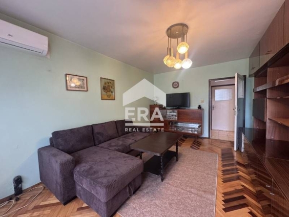 Дава се под наем Тристаен апартамент в Варна, Базар Левски - 85 кв.м за 510 € - Снимка #1