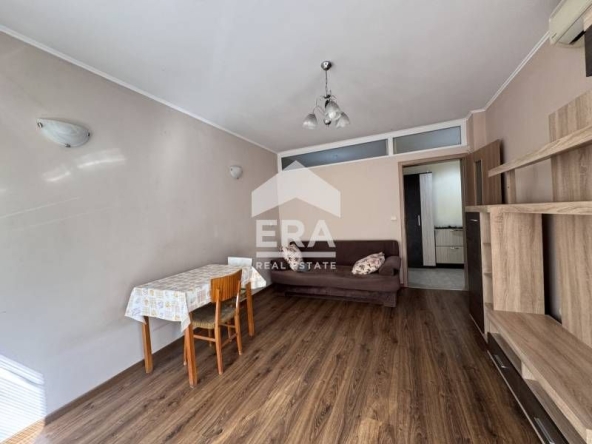 Дава се под наем Тристаен апартамент в Варна, Трошево - 60 кв.м за 433.5 € - Снимка #1