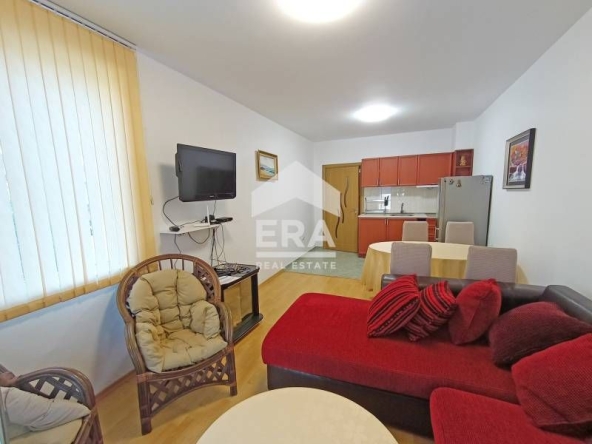 Дава се под наем Двустаен апартамент в Поморие - 69 кв.м за 355 € - Снимка #1