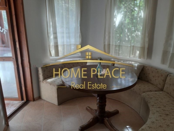 Дава се под наем Тристаен апартамент в Варна, Лятно кино Тракия - 82 кв.м за 612 € - Снимка #1