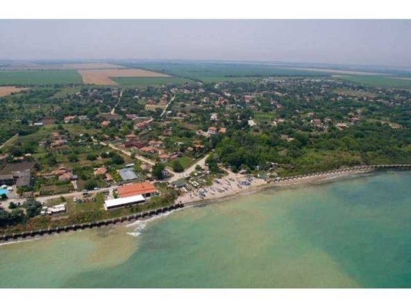 Парцел в с. Крапец, Област Добрич - 2300 кв.м за 42 €/кв.м - Снимка #1