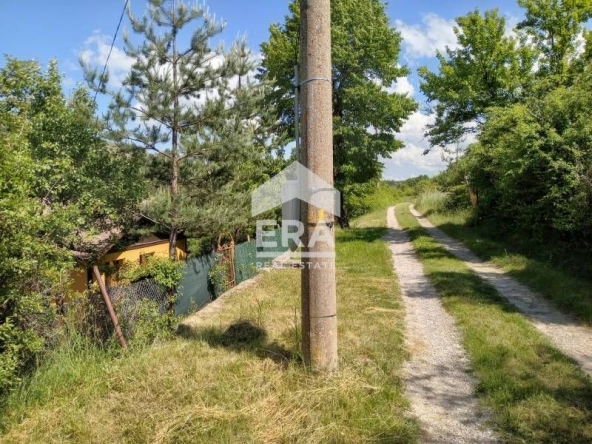 Парцел в с. Златуша, Област София-област - 600 кв.м за 44 €/кв.м - Снимка #1