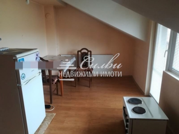 Дава се под наем Двустаен апартамент в Търговище, Изток 1 - 50 кв.м за 188.7 € - Снимка #1