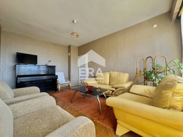 Дава се под наем Двустаен апартамент в София, Хаджи Димитър - 55 кв.м за 335 € - Снимка #1