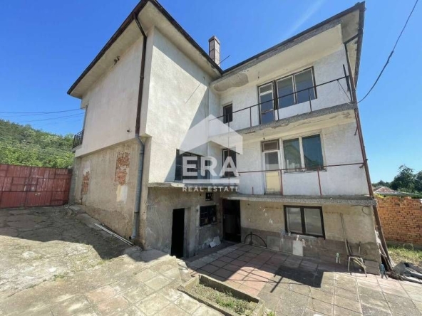 Къща в с. Николово, Област Русе - 216 кв.м за 431 €/кв.м - Снимка #1