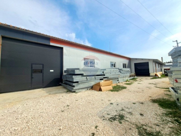 Дава се под наем Склад в с. Каменар, Област Варна - 360 кв.м за 1400 € - Снимка #1