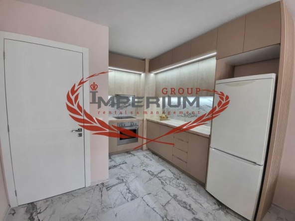 Дава се под наем Двустаен апартамент в Варна, Младост 1 - 65 кв.м за 459 € - Снимка #1