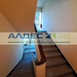 Тристаен апартамент в София, Лозенец - 100 кв.м за 4200 €/кв.м - Снимка #1