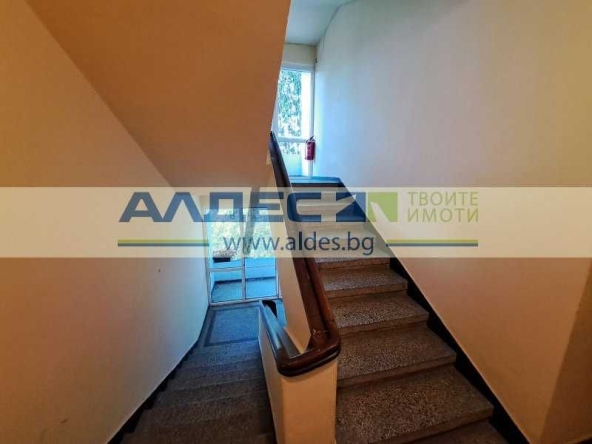 Тристаен апартамент в София, Лозенец - 100 кв.м за 4200 €/кв.м - Снимка #1