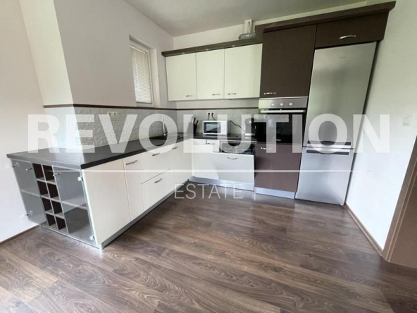 Дава се под наем Къща в Варна, Виница - 120 кв.м за 1700 € - Снимка #1